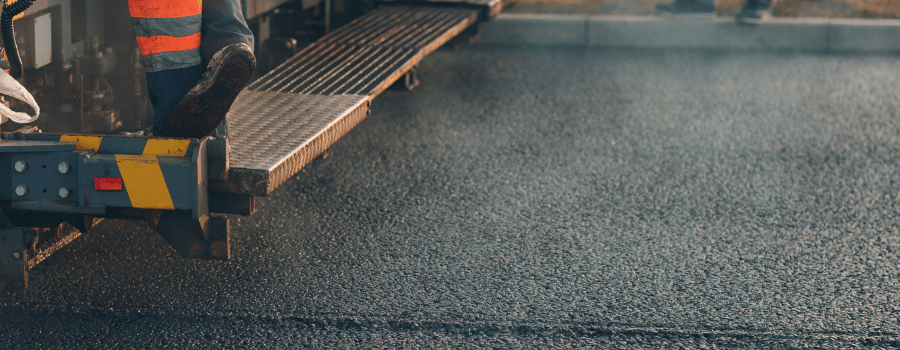 asphalt paving machine